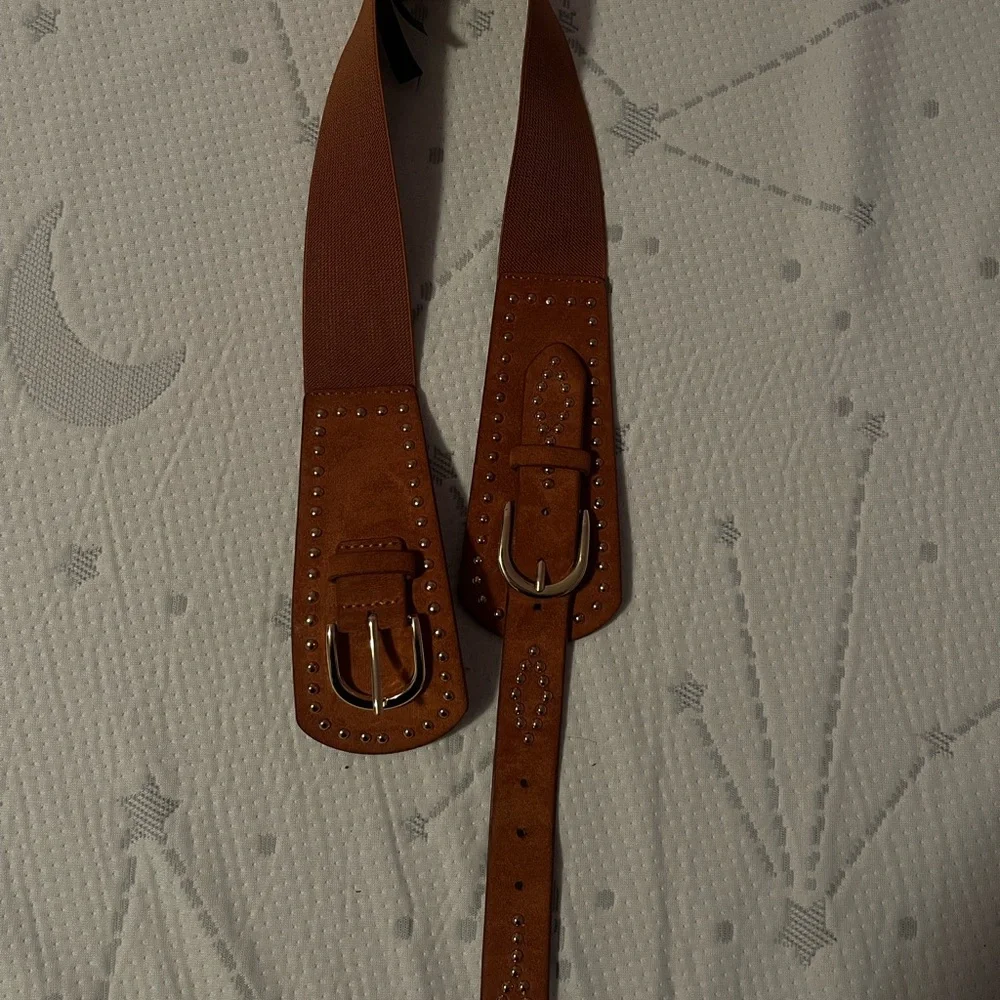 Belt - Picture 1 of 4